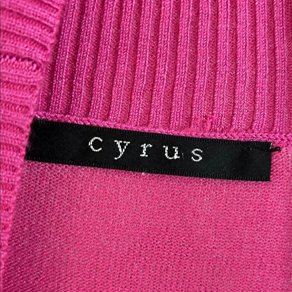 435. Cyrus Open-Front Magenta Bell-Sleeve Cardigan - Picture 2 of 7
